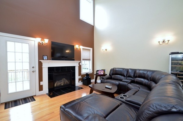 90 Fisher Road, Unit 24 Holden, MA 01520 - Photo 8 of 23 Gallery Image 8