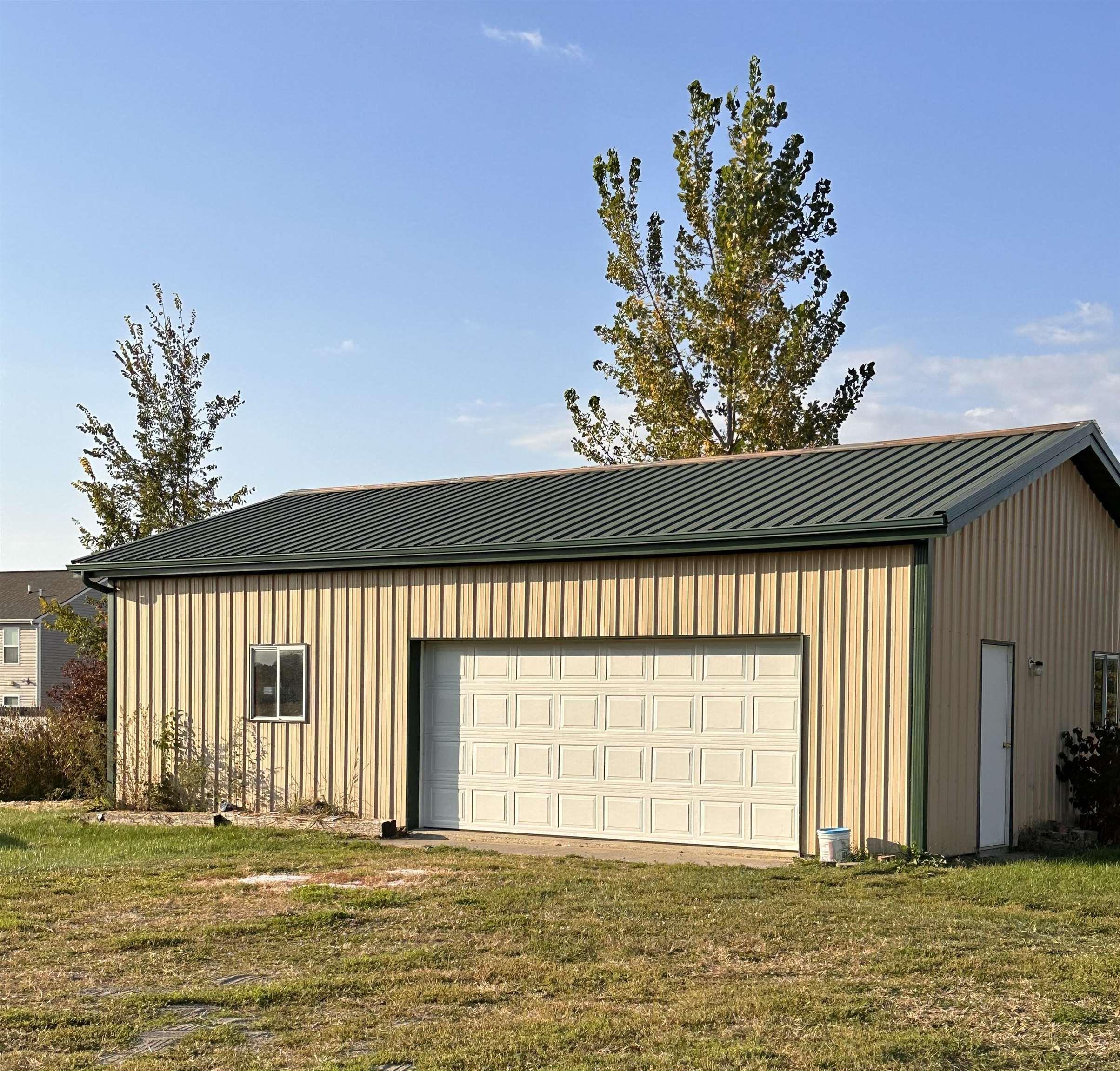 10815 Lower Huntington Road Roanoke, IN 46783 - Photo 11 of 11 Gallery Image 11