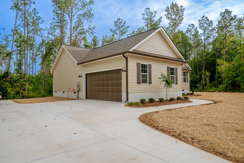 997 West Addis Road Tunnel Hill, GA 30755 - Photo 12 of 68 Gallery Image 12