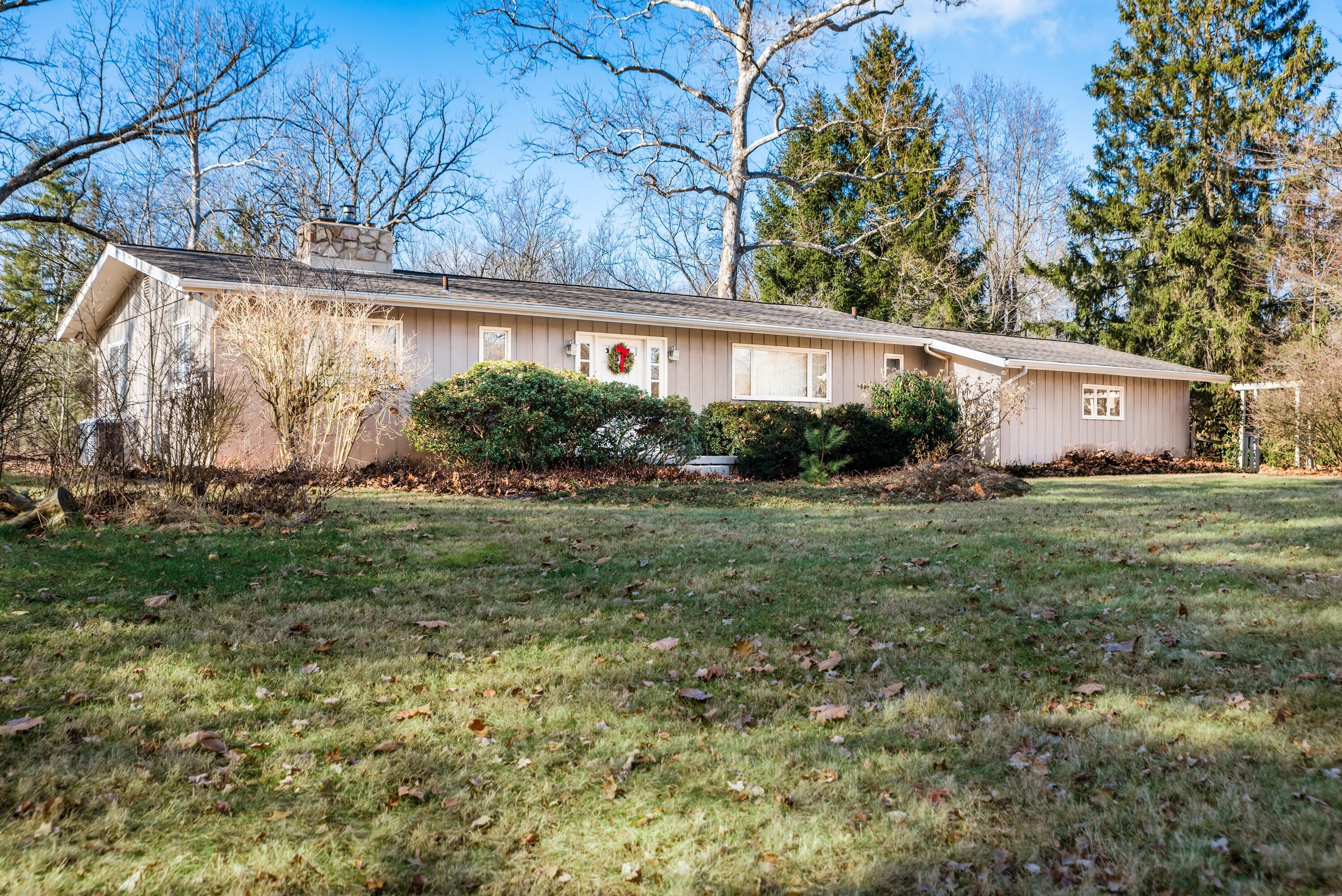 4018 Courter Road Southwest Pataskala, OH 43062 - Photo 2 of 26 005_W 4018 Courter Rd SW -052