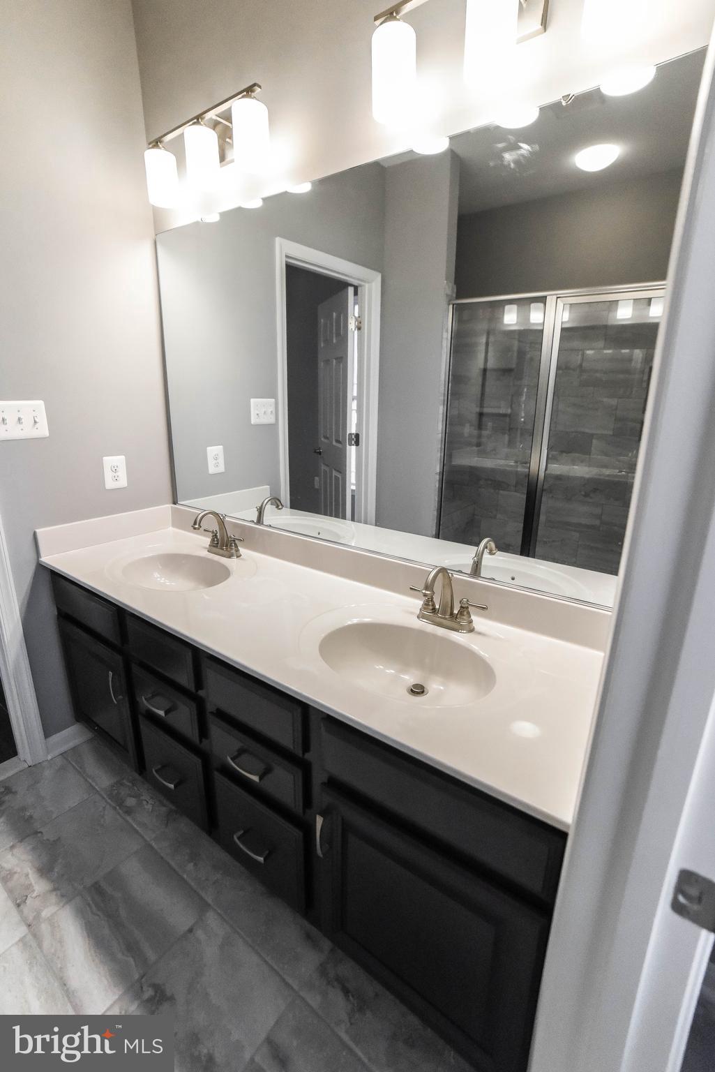 41420 Doctors Crossing Road Leonardtown, MD 20650 - Photo 20 of 30 Bath (Master)