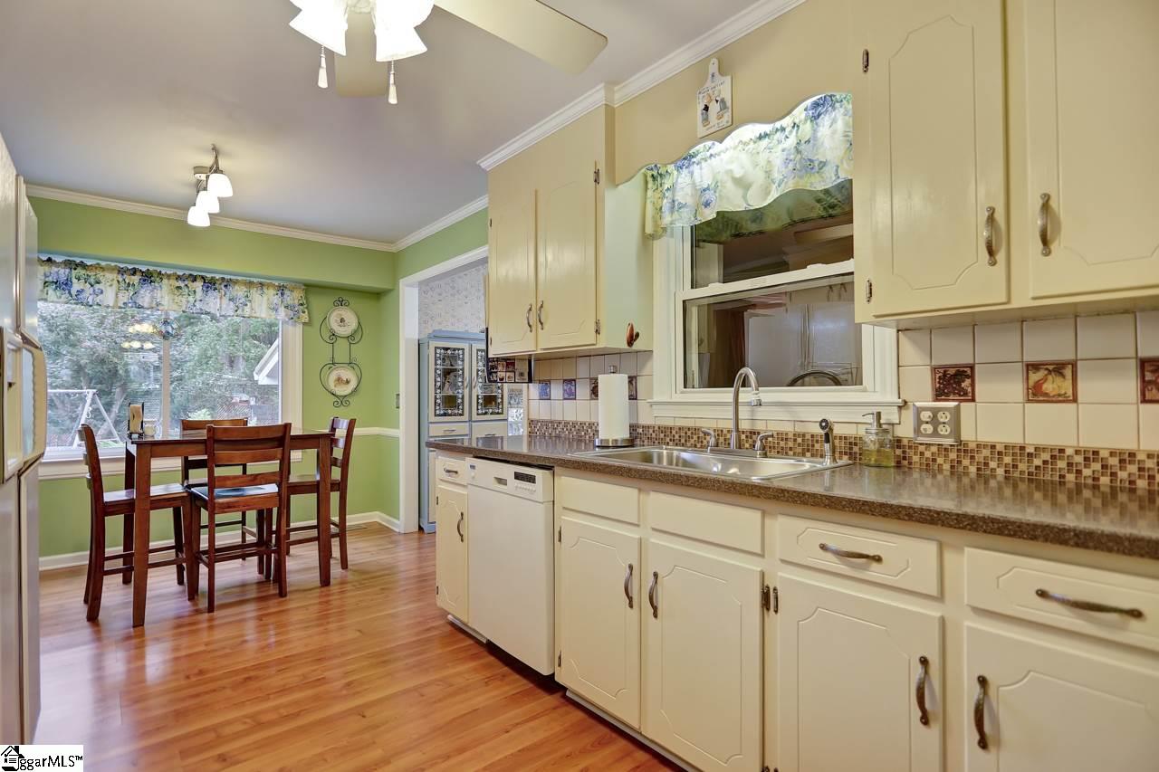 200 Springvale Drive Mauldin, SC 29662 - Photo 8 of 36 Gallery Image 8