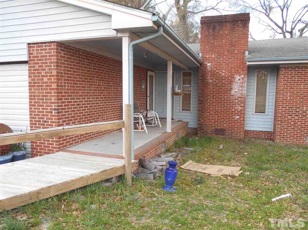 630 Stephenson Road Benson, NC 27504 - Photo 1 of 20 Gallery Image 1