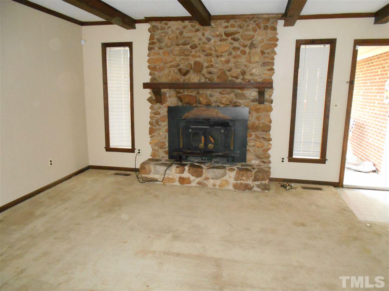 630 Stephenson Road Benson, NC 27504 - Photo 2 of 20 Gallery Image 2