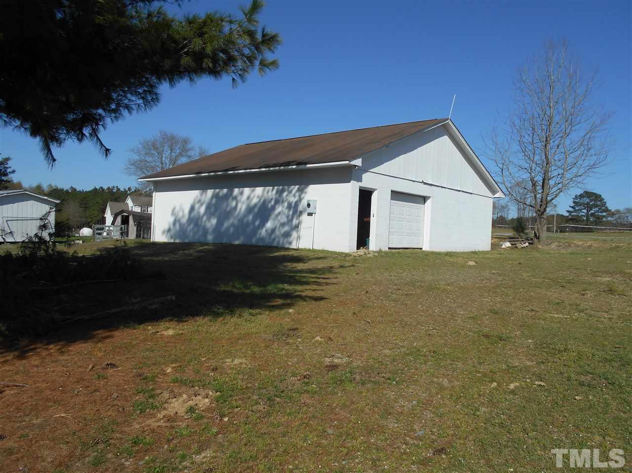 630 Stephenson Road Benson, NC 27504 - Photo 9 of 20 Gallery Image 9