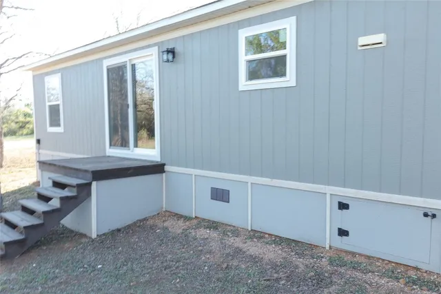 $325,000 | 1977 Jeddo Road, Rosanky, TX 78953