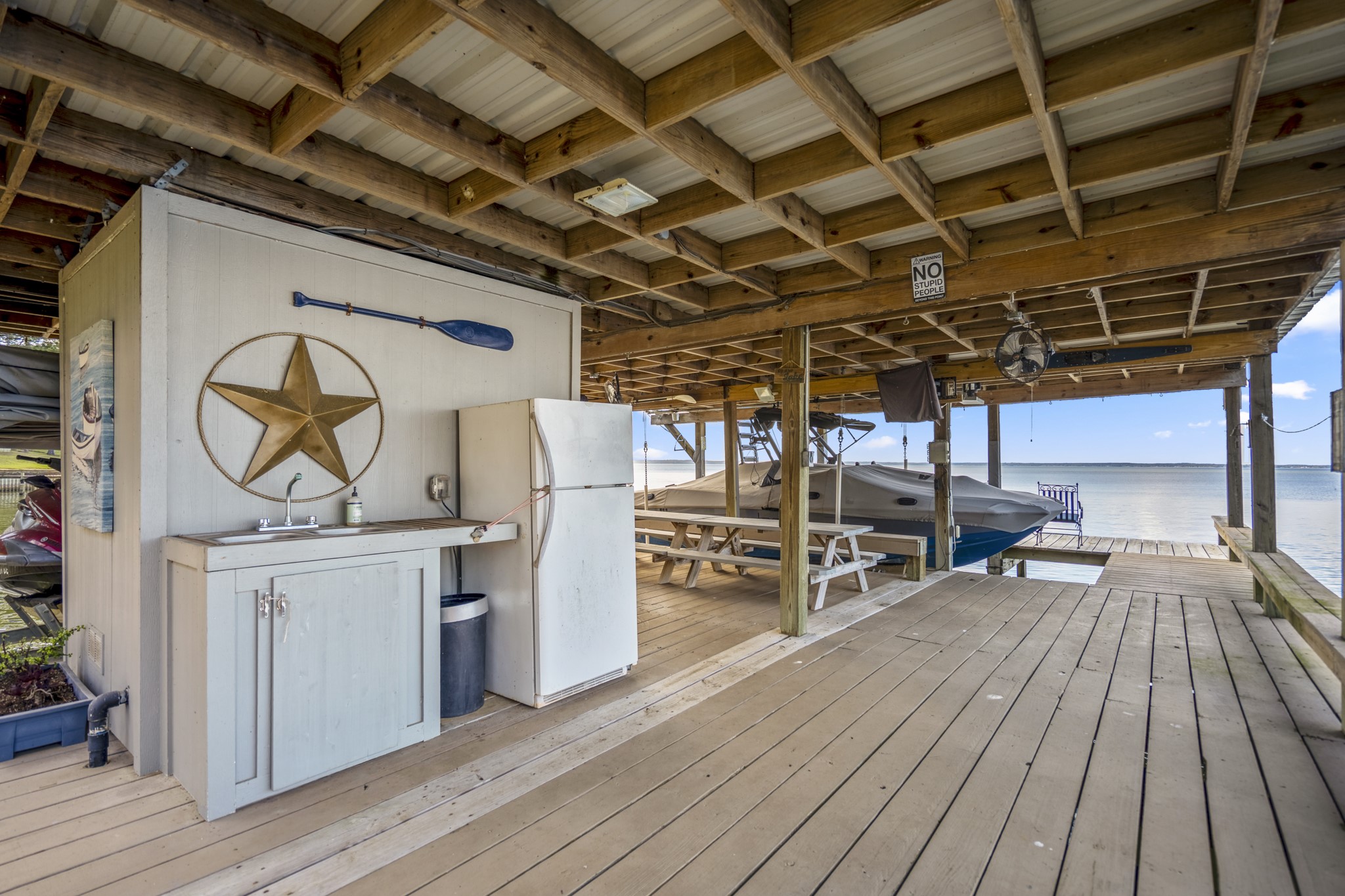 615 Inlet Drive Livingston, TX 77351 - Photo 44 of 50 Spacious dock area perfect for enjoying the lake!