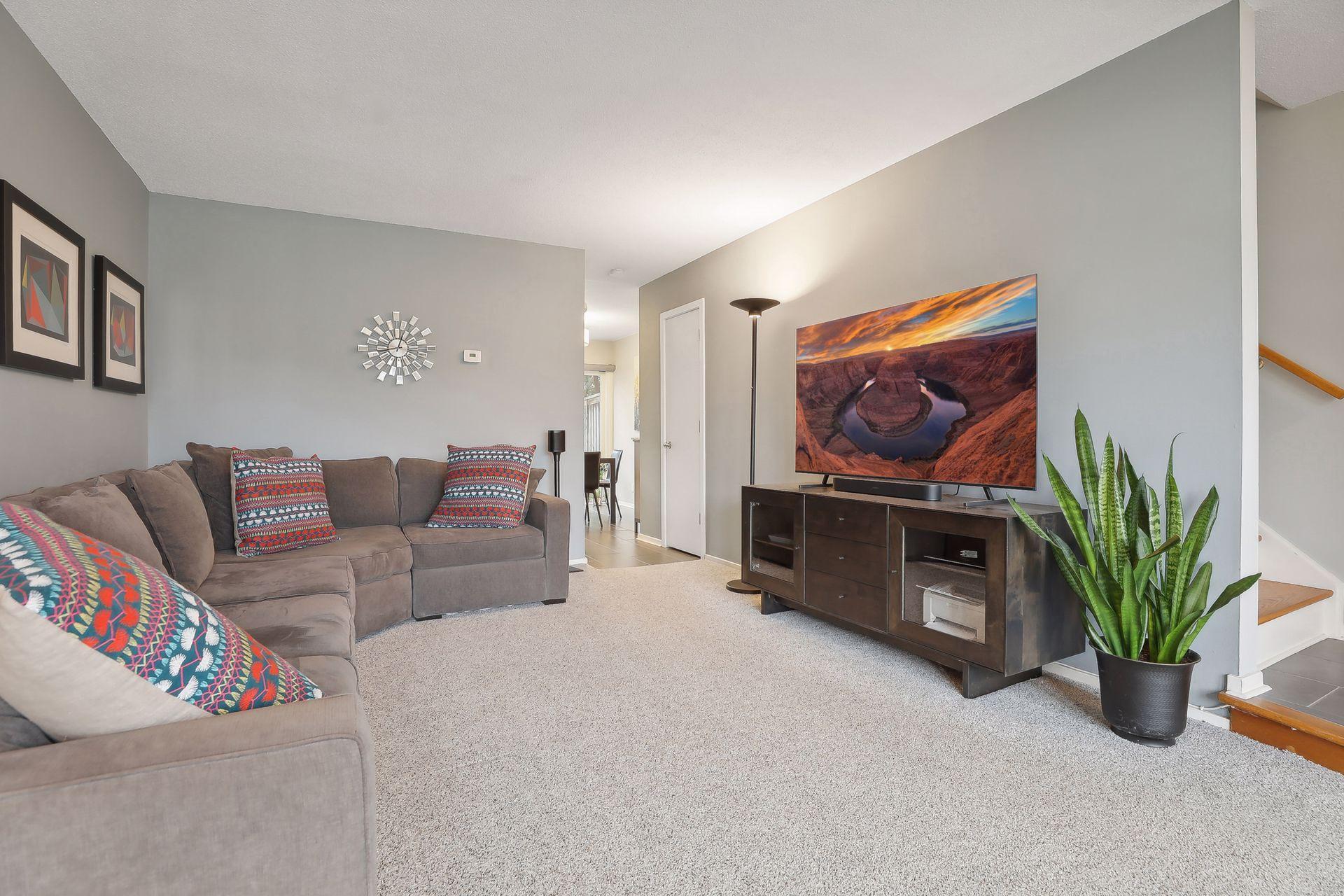 6445 Barrie Road Edina, MN 55435 - Photo 5 of 31