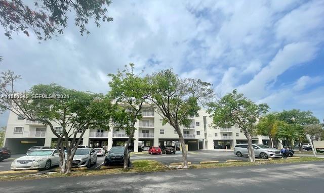 8260 Southwest 210th Street, Unit 320 Cutler Bay, FL 33189 - Photo 16 of 33
