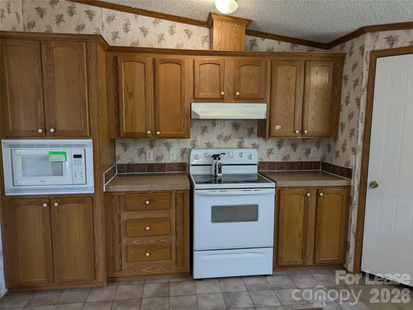 $1,800 | 338 Weathers Creek Road, Troutman, NC 28166