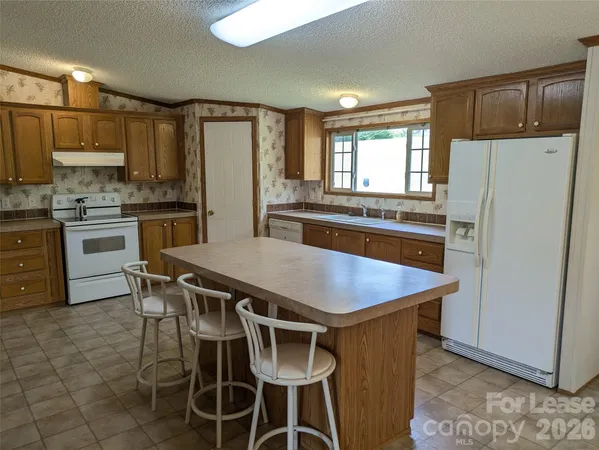 $1,800 | 338 Weathers Creek Road, Troutman, NC 28166