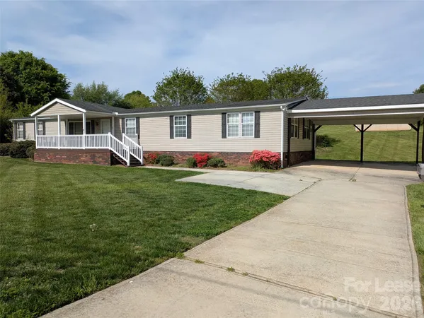 $1,800 | 338 Weathers Creek Road, Troutman, NC 28166