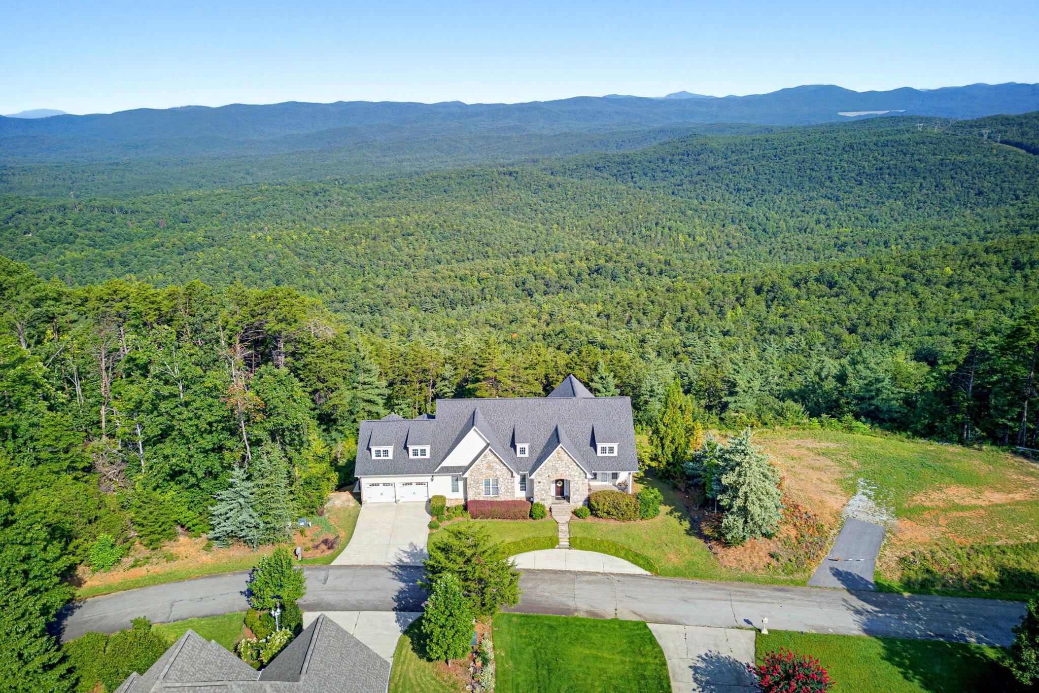 283 Jocassee Ridge Way Salem, SC 29676 - Photo 2 of 50 Gallery Image 2