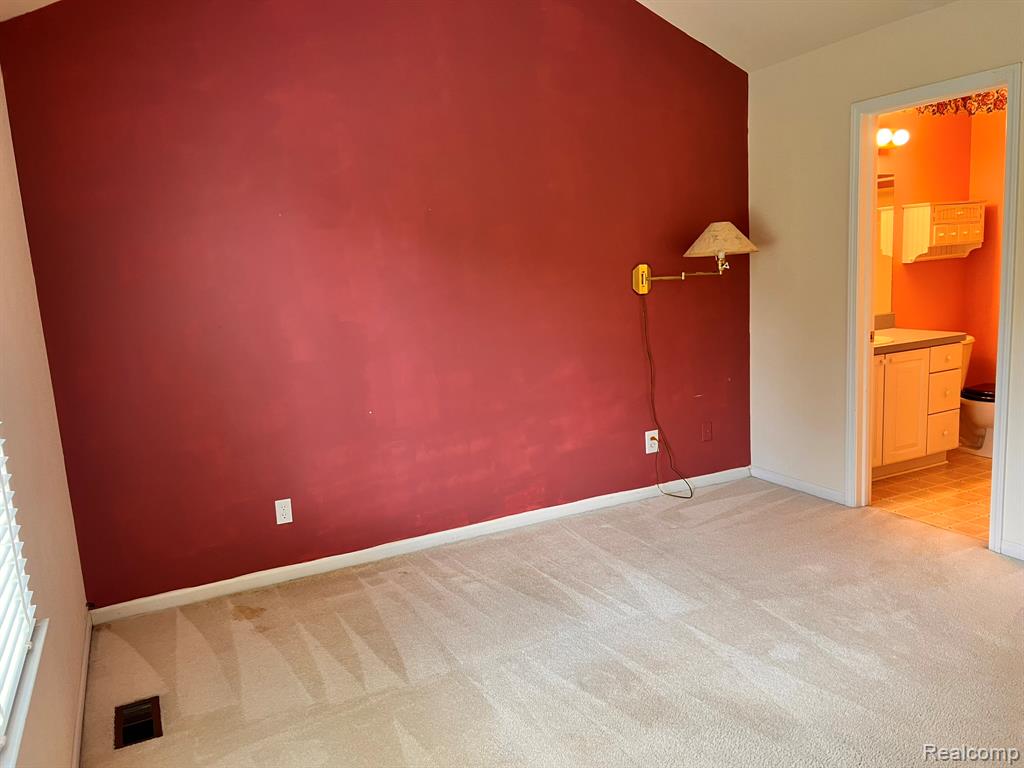 2078 West Ridge Drive, Unit 21 Davison, MI 48423 - Photo 12 of 39