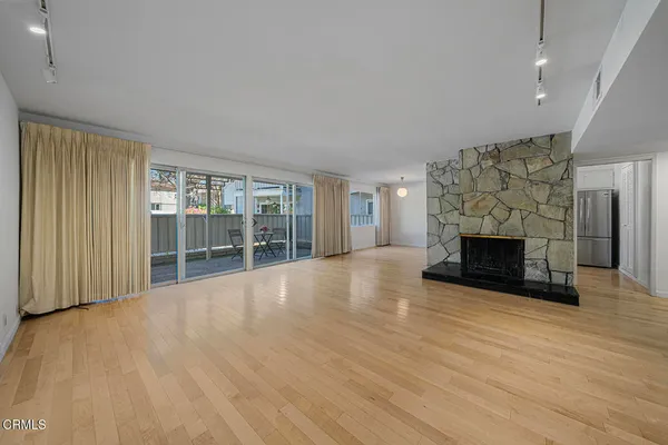 $670,000 | 389 Cliff Drive, Unit 1, Pasadena, CA 91107