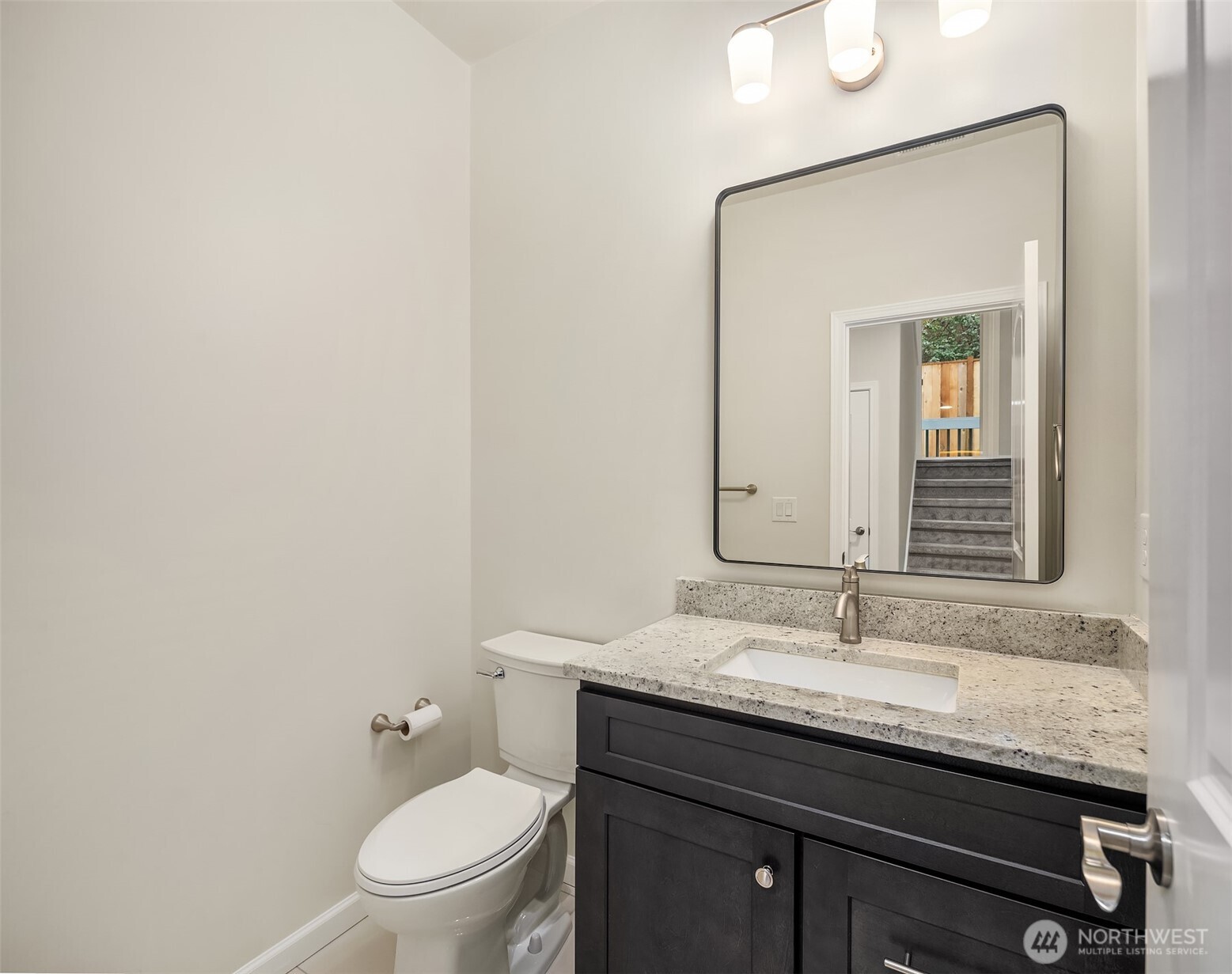 2112 Southwest 103rd Place Seattle, WA 98146 - Photo 15 of 34