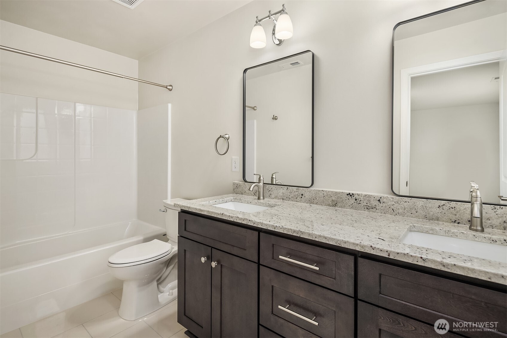 2112 Southwest 103rd Place Seattle, WA 98146 - Photo 19 of 34