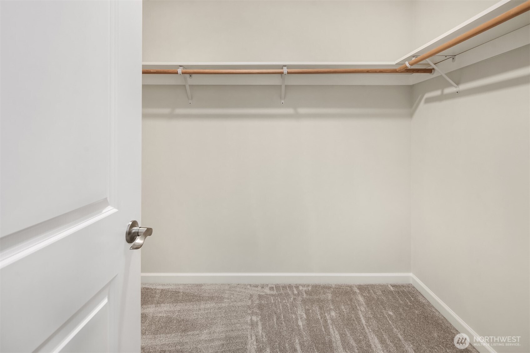 2112 Southwest 103rd Place Seattle, WA 98146 - Photo 20 of 34