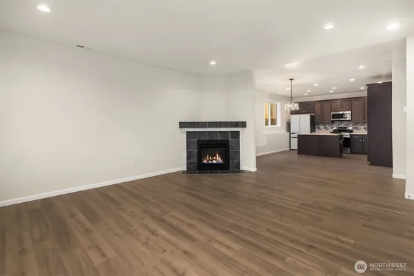$869,000 | 2112 Southwest 103rd Place, Seattle, WA 98146