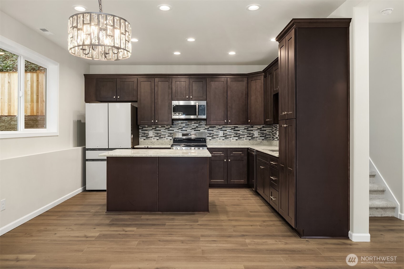 2112 Southwest 103rd Place Seattle, WA 98146 - Photo 9 of 34