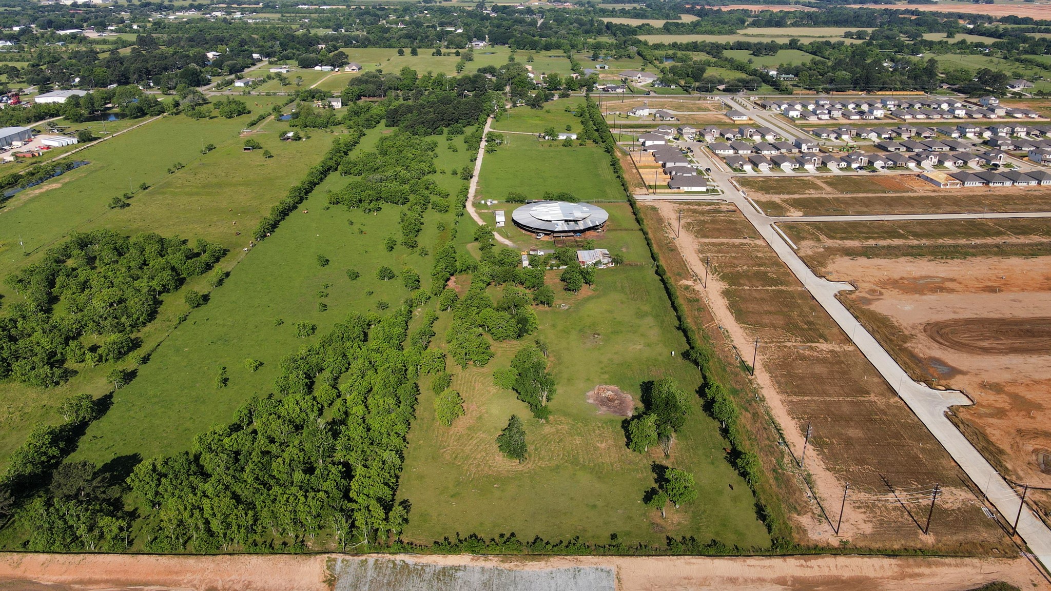 21512 Binford Road Waller, TX 77484 - Photo 18 of 50 an aerial view of residential houses with outdoor space
