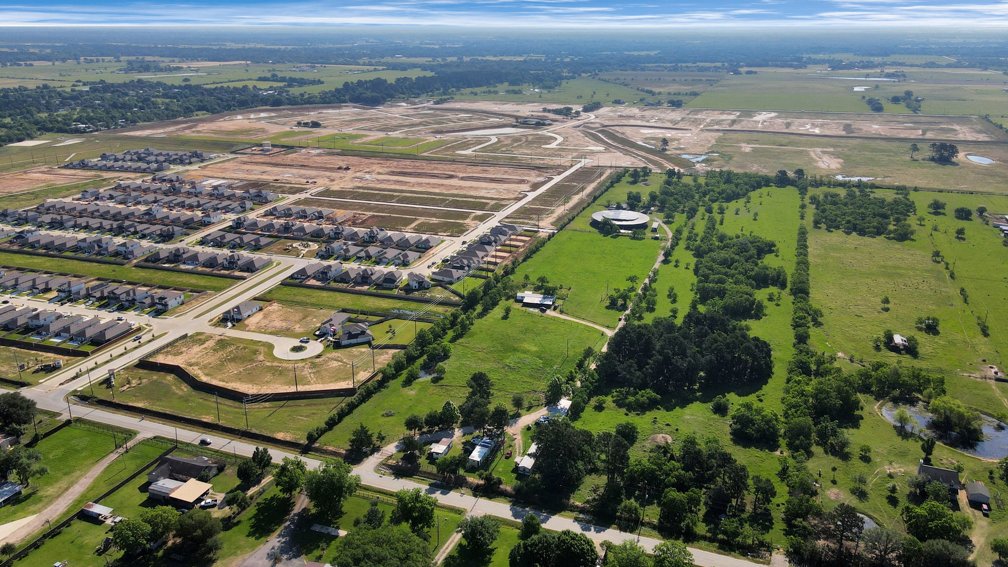 21512 Binford Road Waller, TX 77484 - Photo 27 of 50 a view of a city