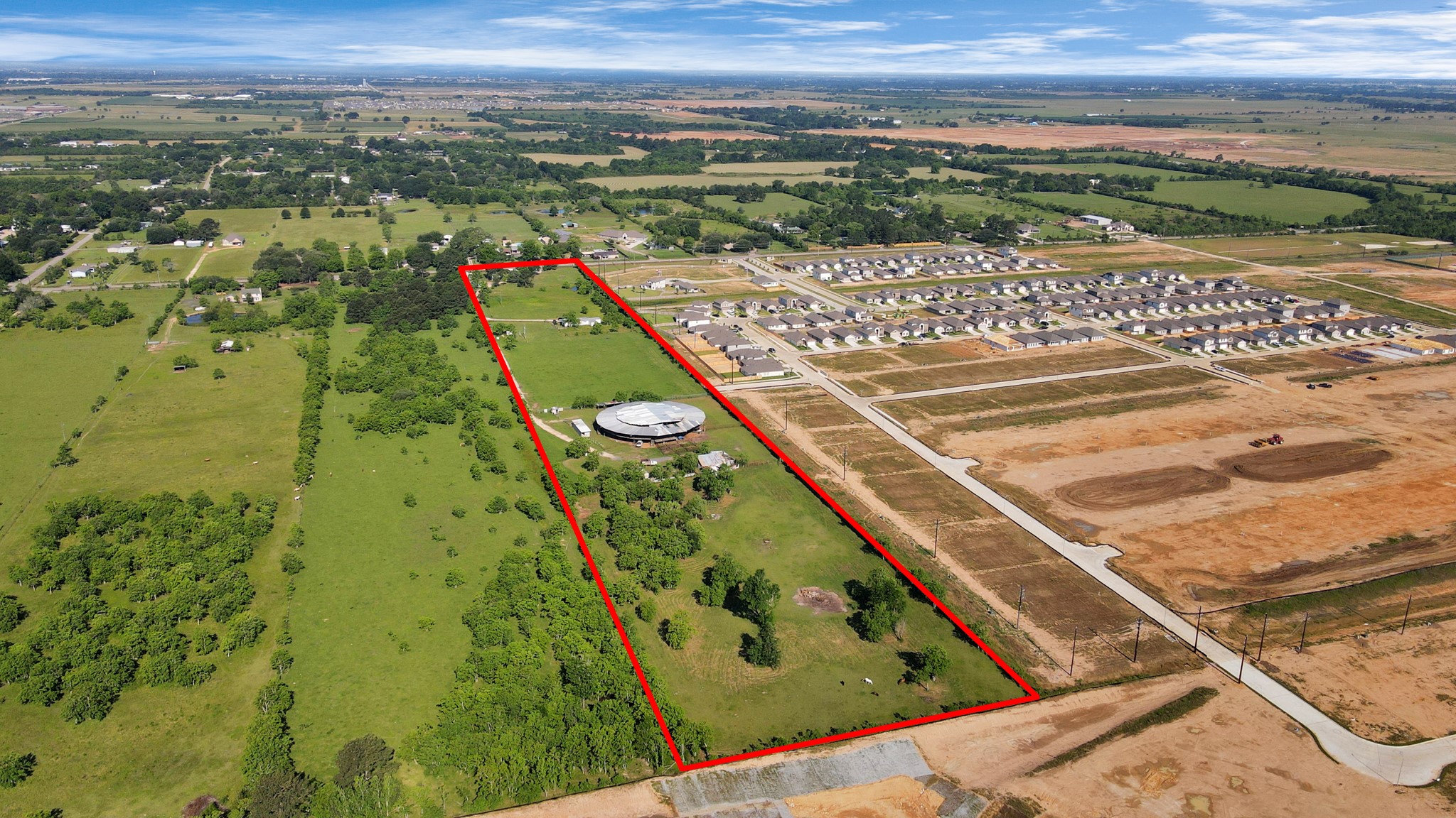 21512 Binford Road Waller, TX 77484 - Photo 29 of 50 a view of a city