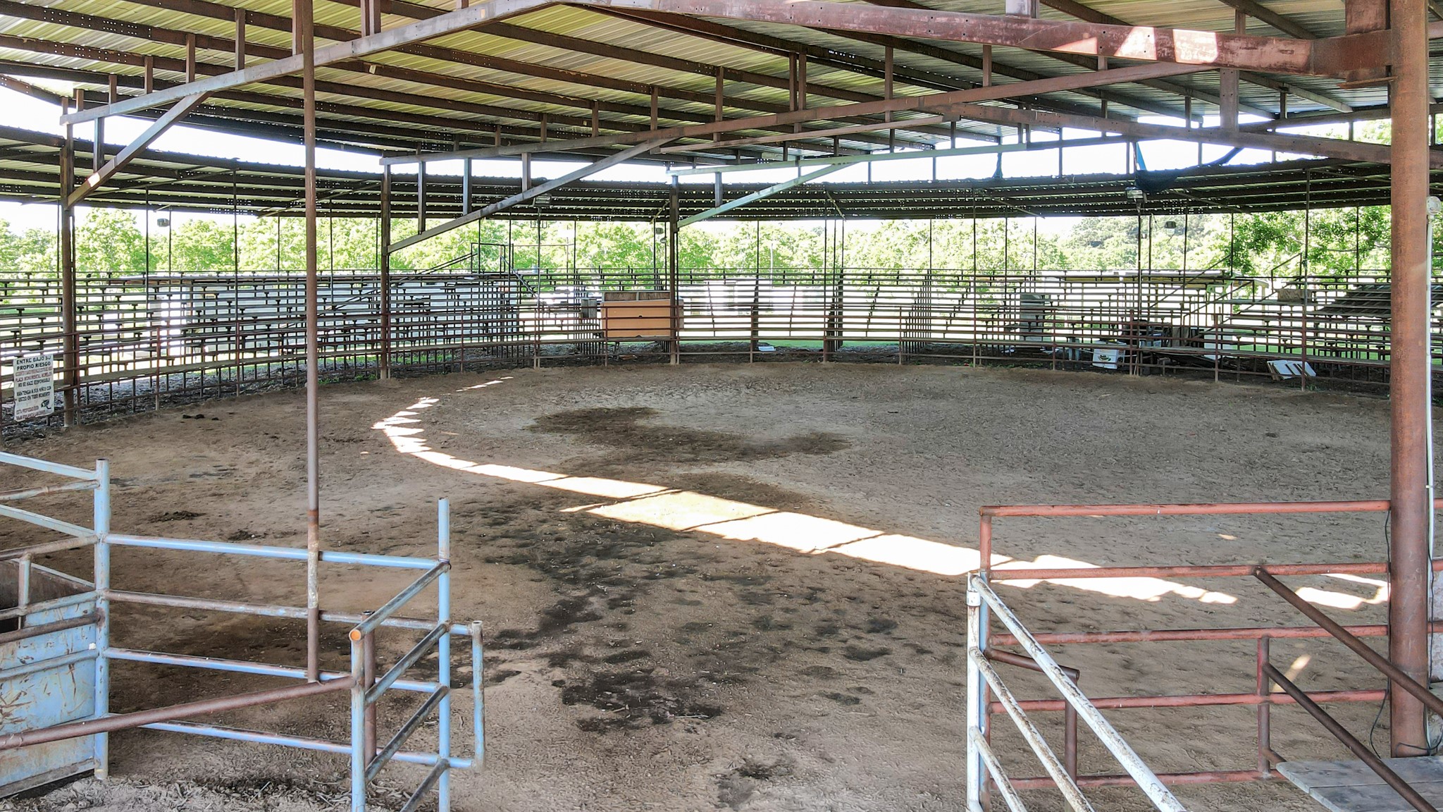21512 Binford Road Waller, TX 77484 - Photo 36 of 50 a view of a backyard with a large tree