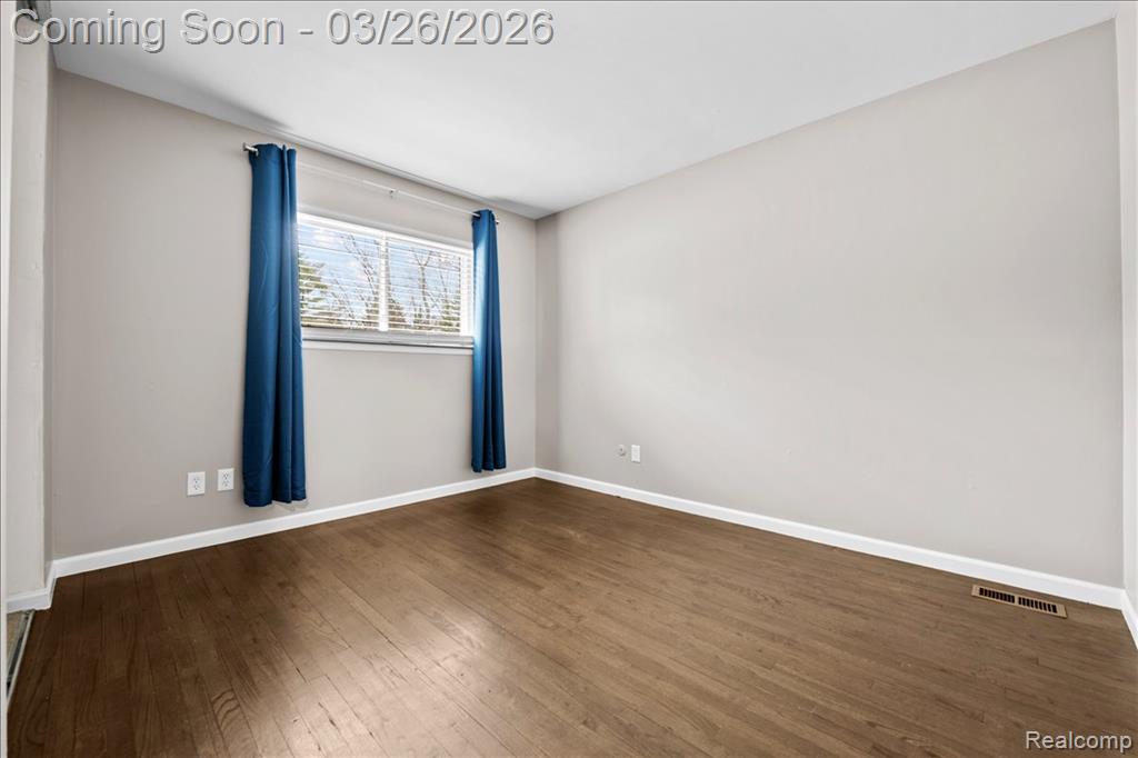 3343 Harvard Road Royal Oak, MI 48073 - Photo 16 of 31 Gallery Image 16