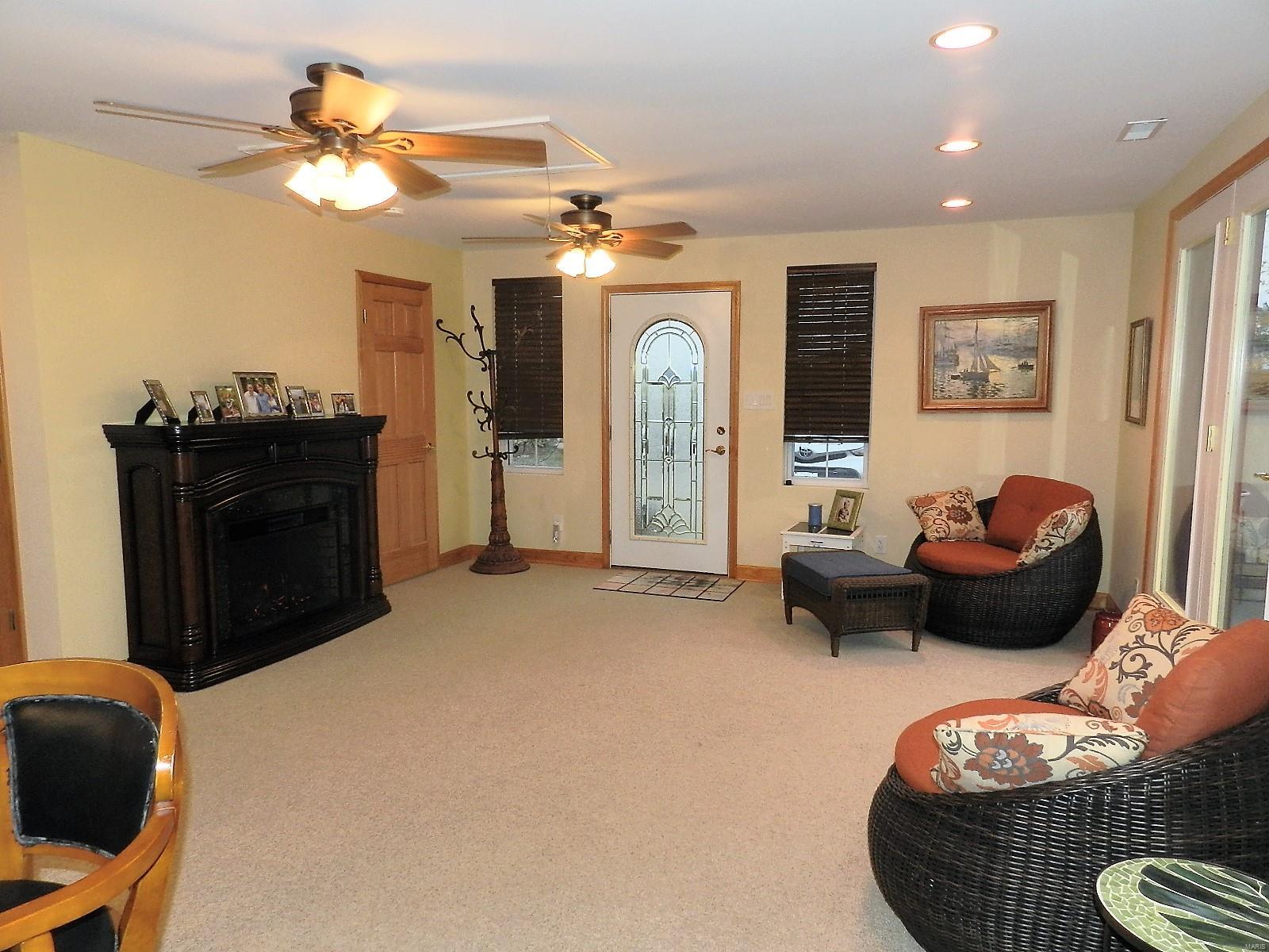 3865 Rentchler Station Road Belleville, IL 62221 - Photo 32 of 48