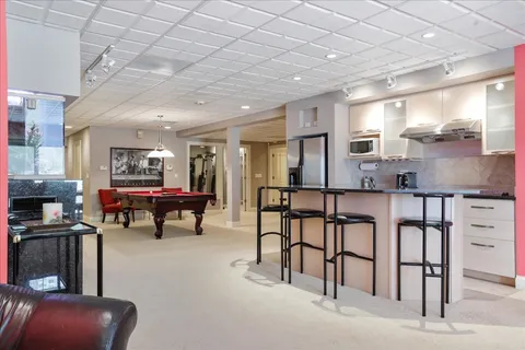 $1,845,000 | 1710 Brighton Court, Champaign, IL 61822