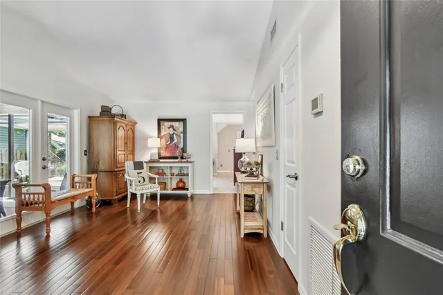 $819,000 | 344 Cascade Circle, Palm Harbor, FL 34684