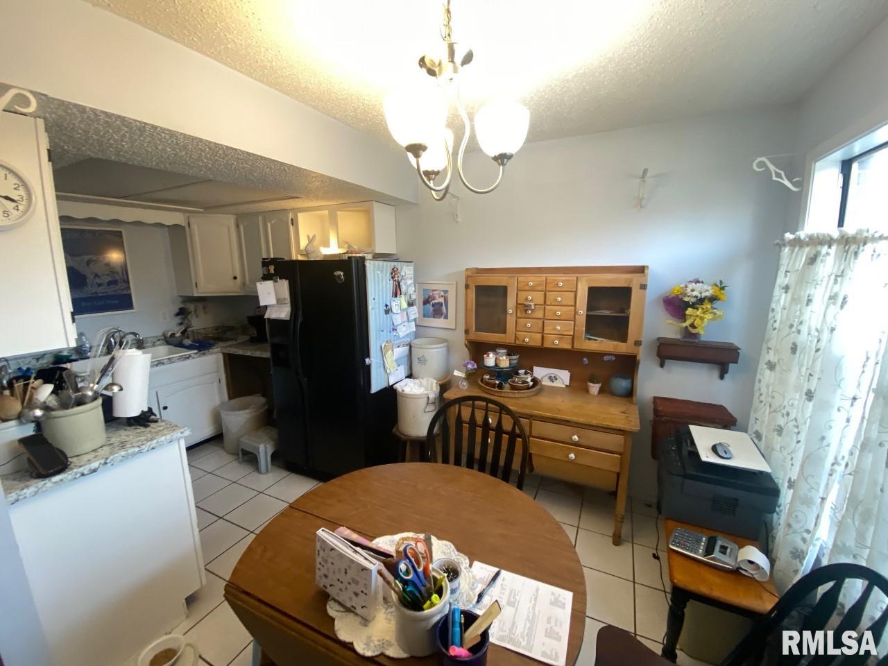 2 Bayberry Row, Unit 19 Springfield, IL 62702 - Photo 7 of 20