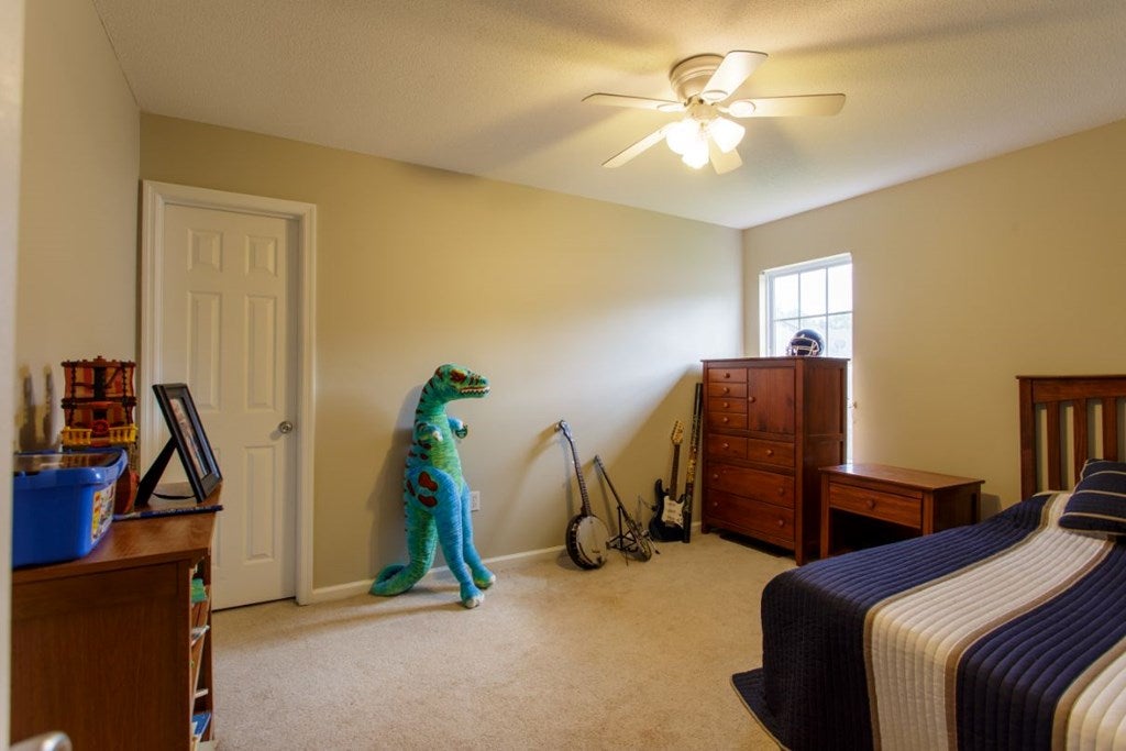 3982 Cutter Point Valdosta, GA 31605 - Photo 12 of 28 Gallery Image 12