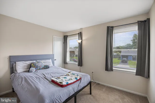 $330,000 | 57 Aberdale Lane, Sicklerville, NJ 08081