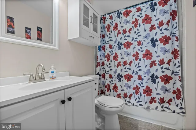 $330,000 | 57 Aberdale Lane, Sicklerville, NJ 08081