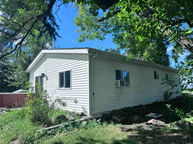 $99,900 | 5586 1st Avenue North, Kettle River, MN 55757