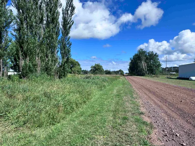 $99,900 | 5586 1st Avenue North, Kettle River, MN 55757