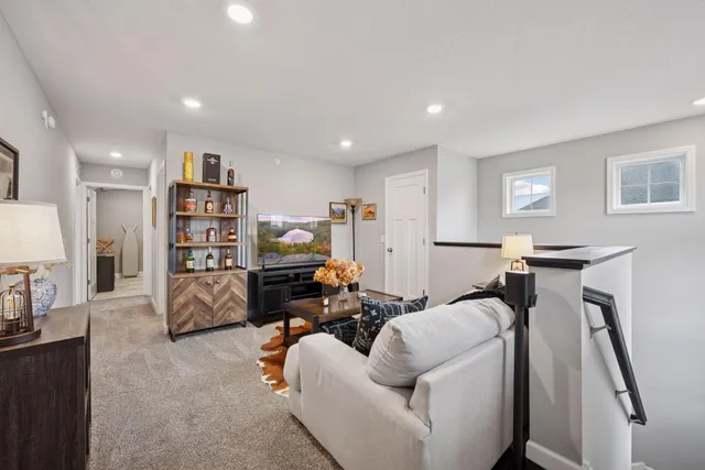 $454,900 | 1029 Jubert Drive, Medina, MN 55340