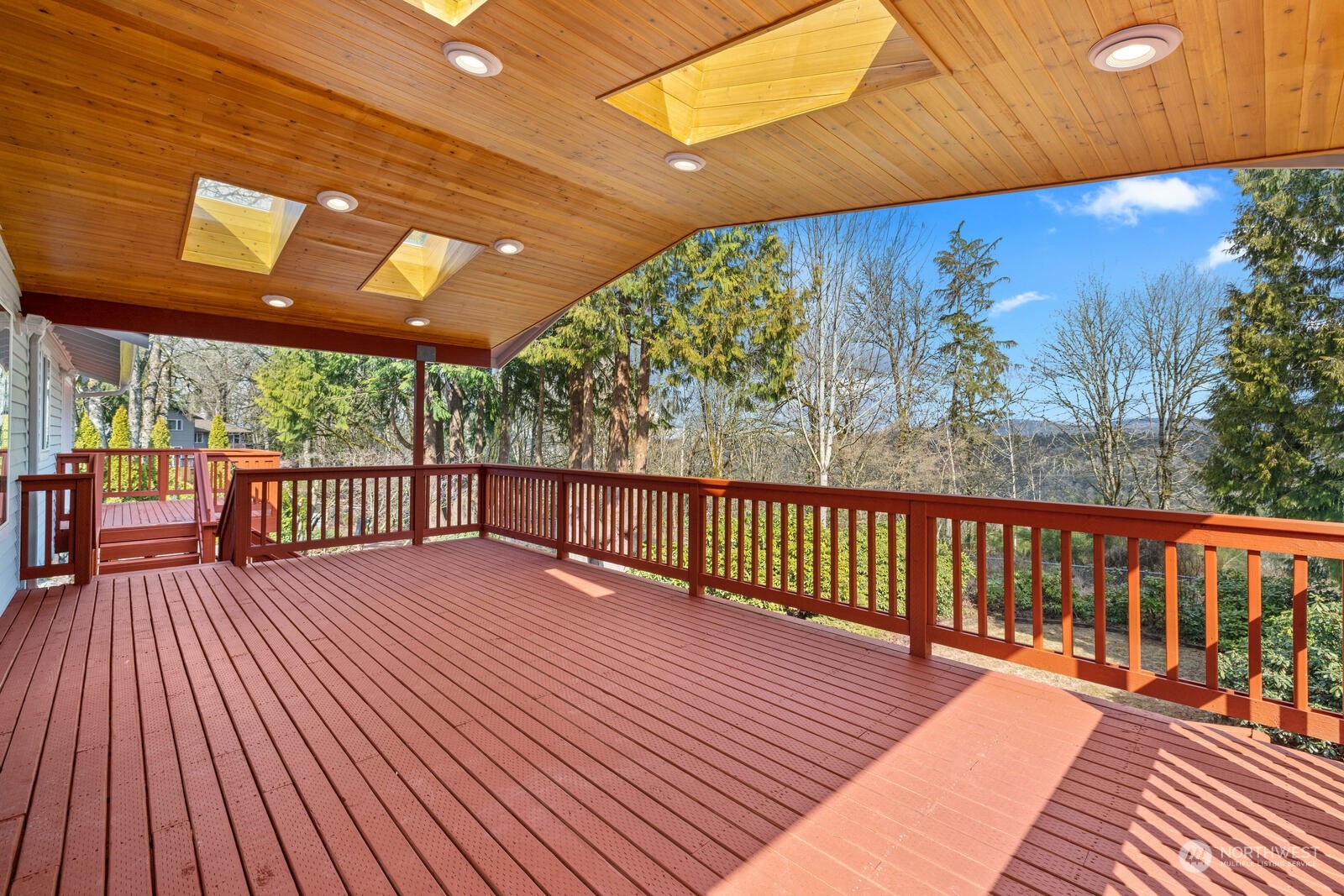 1602 Pierce Avenue Southeast Renton, WA 98058 - Photo 3 of 21 Gallery Image 3