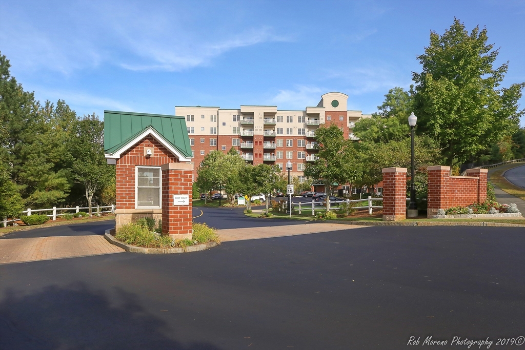 36 Village Road, Unit 603 Middleton, MA 01949 - Photo 2 of 33