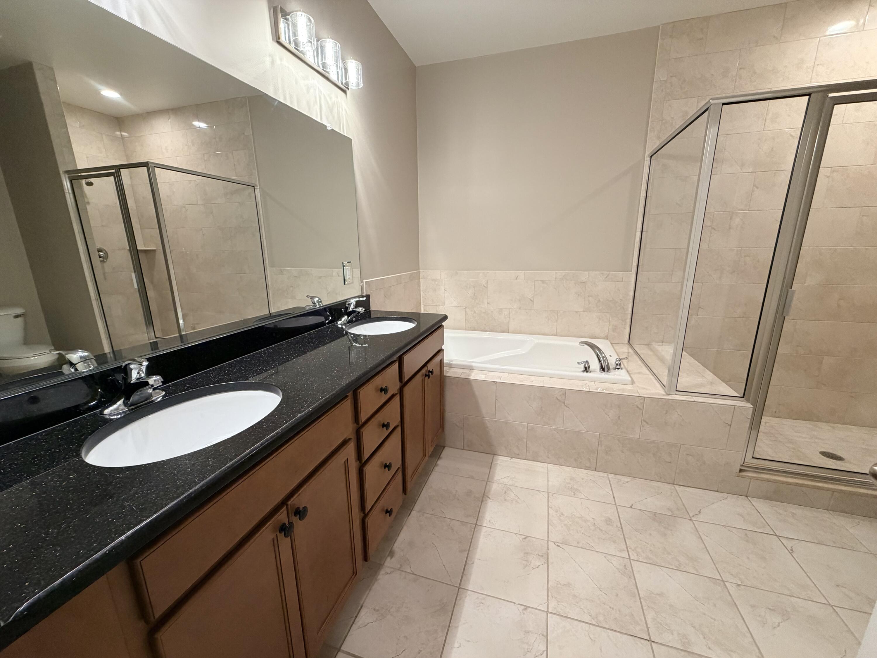 4428 Bridgeview Lane Canton, MI 48188 - Photo 21 of 47 IMG_7364