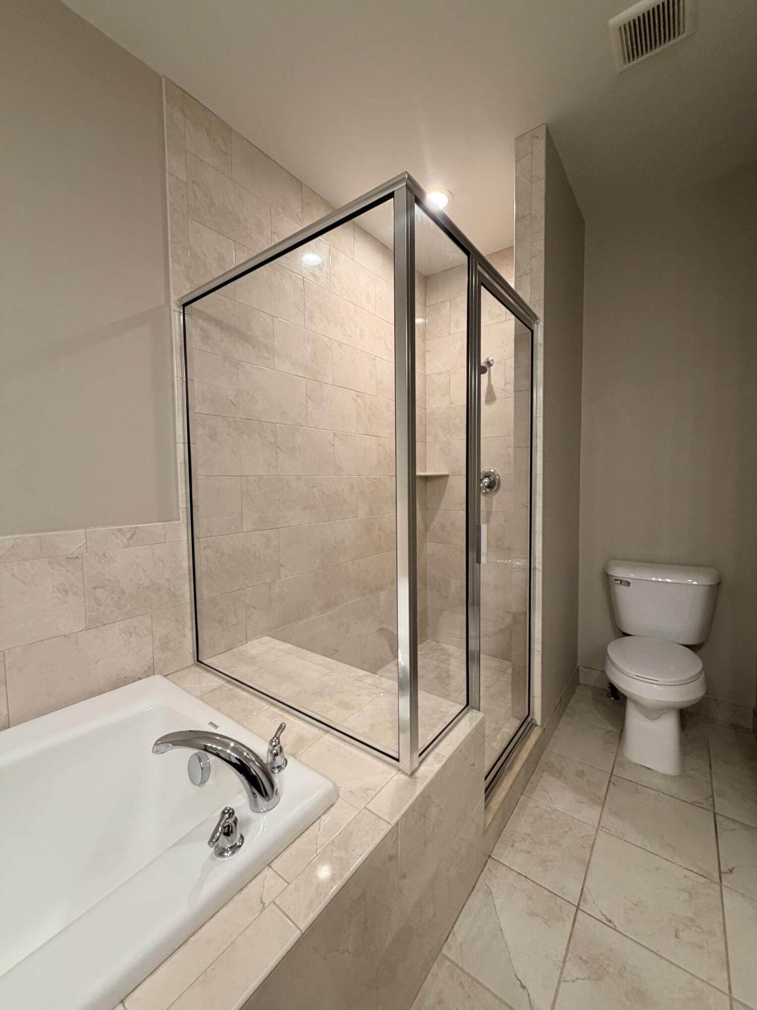 4428 Bridgeview Lane Canton, MI 48188 - Photo 23 of 47 IMG_7367