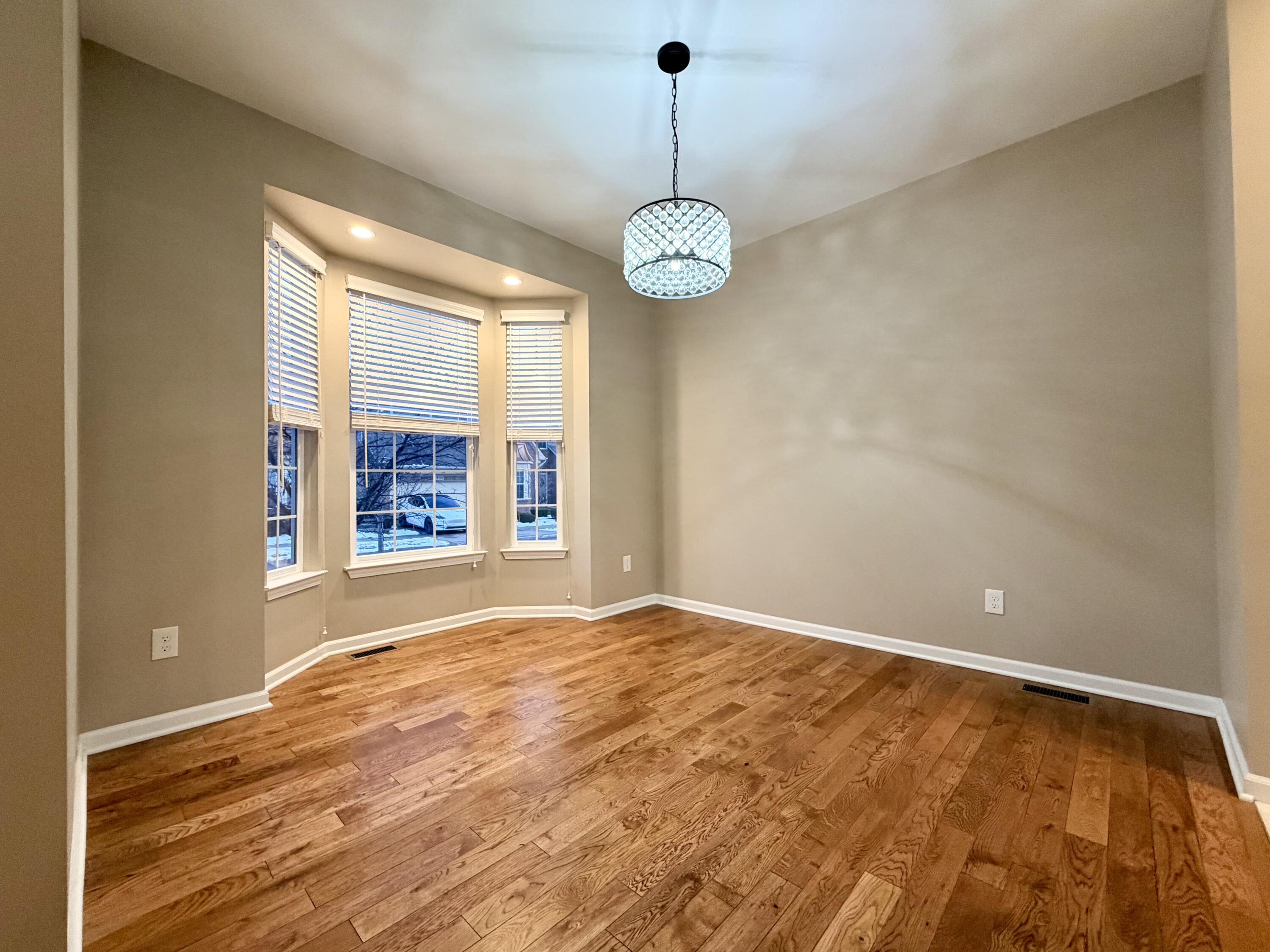 4428 Bridgeview Lane Canton, MI 48188 - Photo 5 of 47 IMG_7309