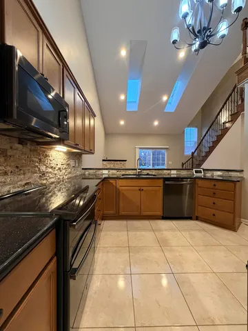 $439,900 | 4428 Bridgeview Lane, Canton, MI 48188