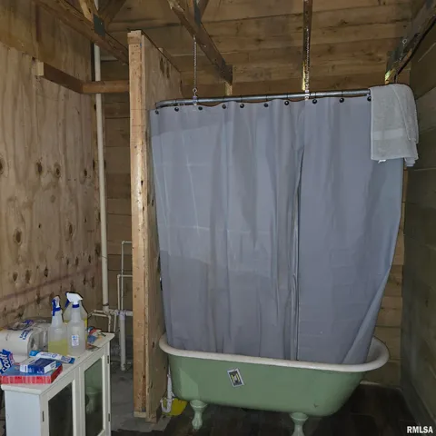 $625,000 | 9647 North Elmhears Lane, Mount Vernon, IL 62864