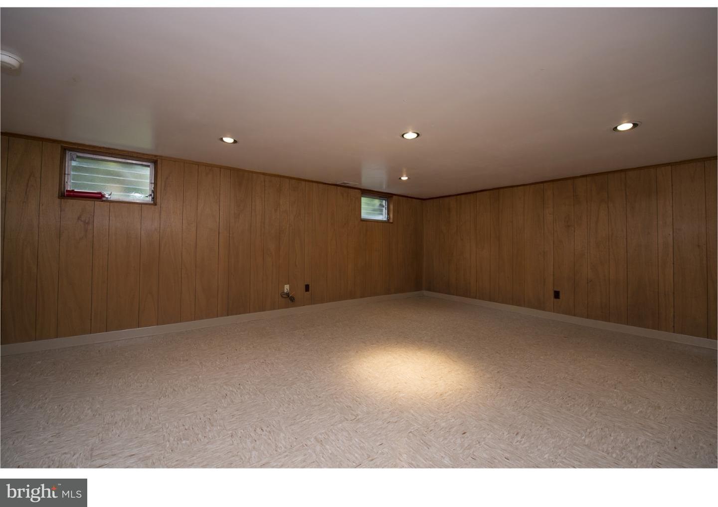 534 Kent Road Springfield, PA 19064 - Photo 17 of 24 a view of empty room