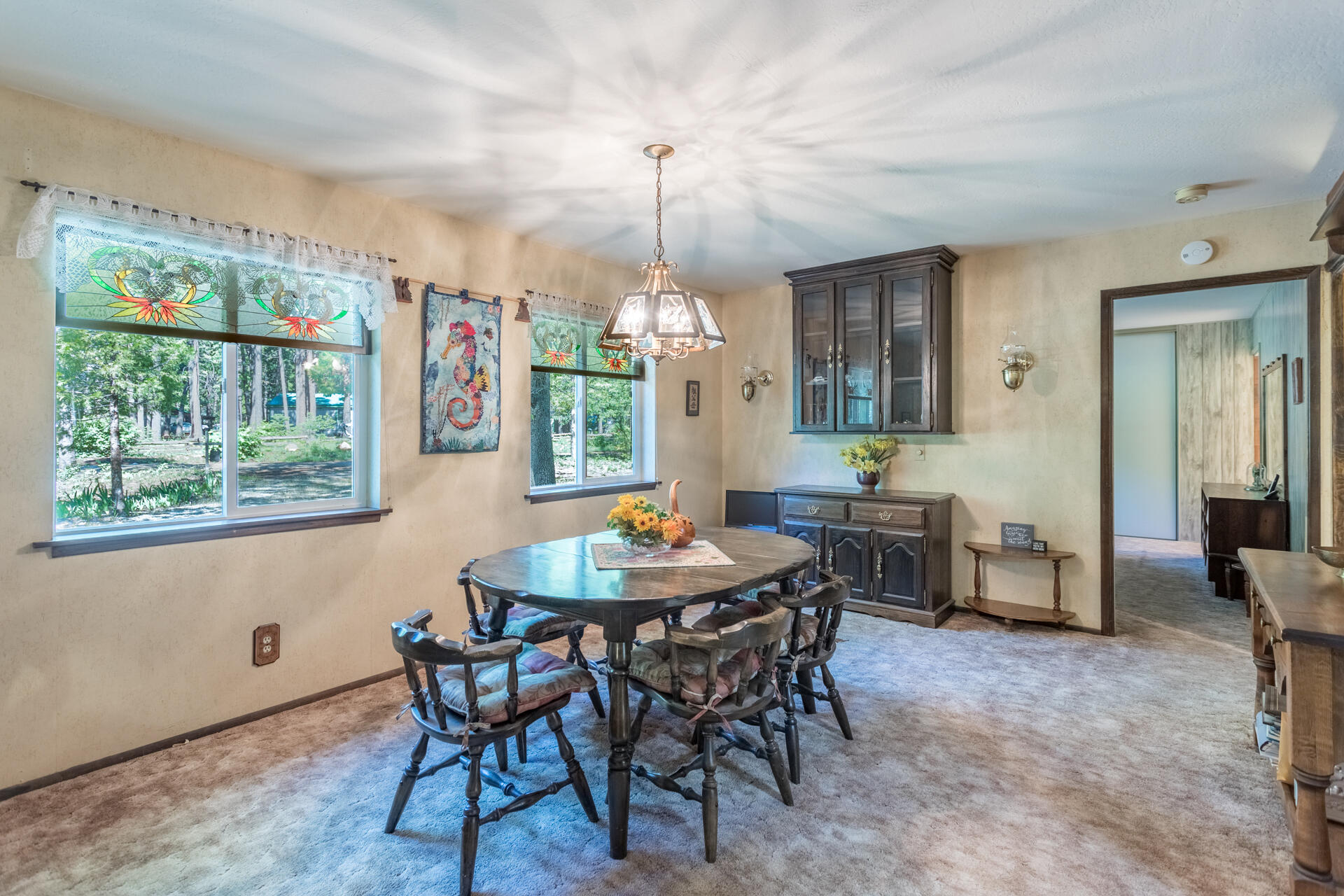 7555 Brett Road Shingletown, CA 96088 - Photo 8 of 23 Dining Rm