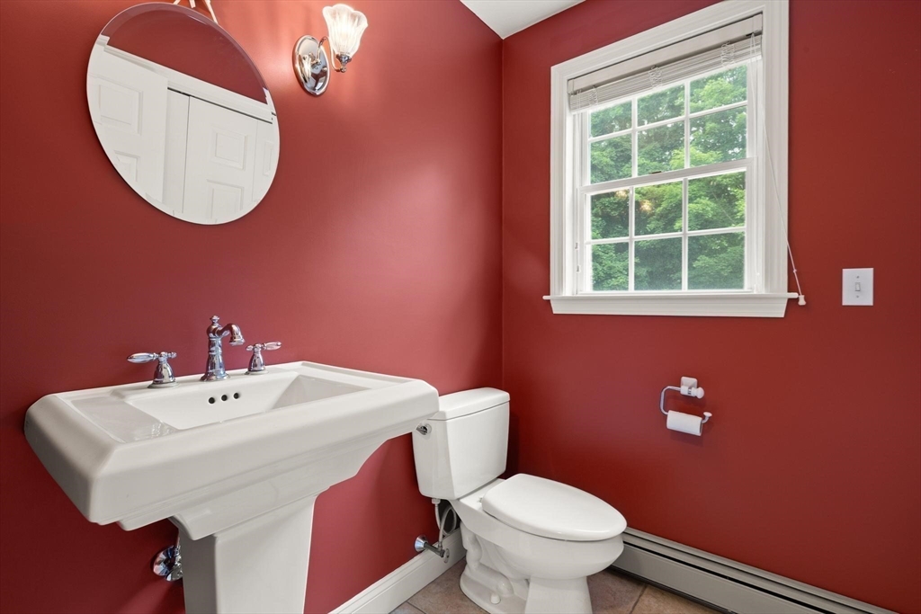 5 Winchester Road Medway, MA 02053 - Photo 20 of 42
