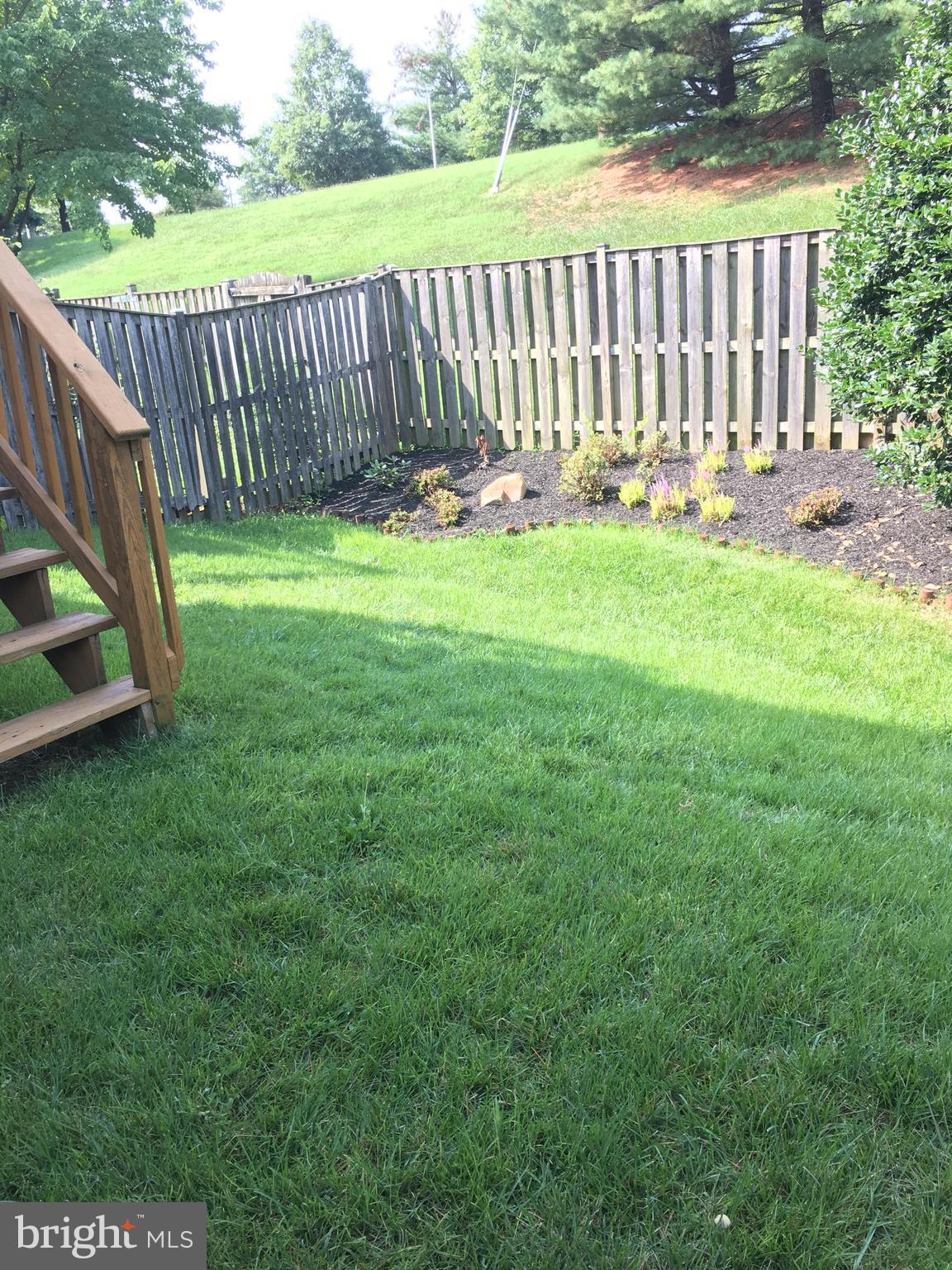 13 Hunters Gate Court Silver Spring, MD 20904 - Photo 28 of 30 Exterior (Rear)